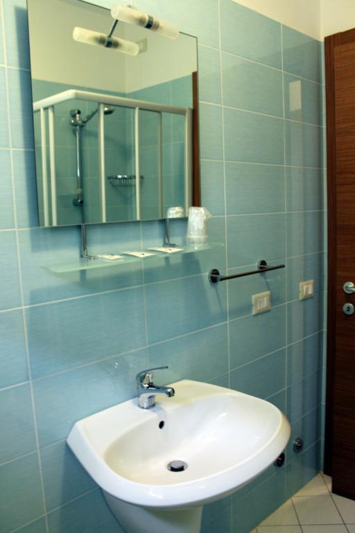 Residence Barcarola Sirmione Quarto foto