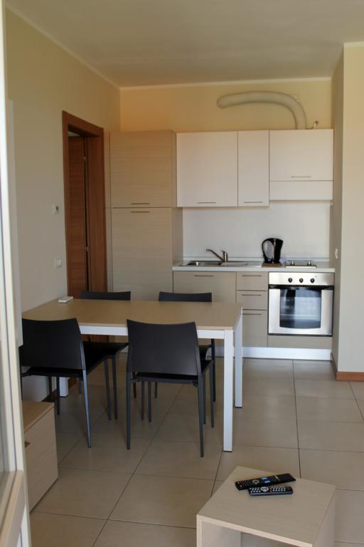 Residence Barcarola Sirmione Quarto foto